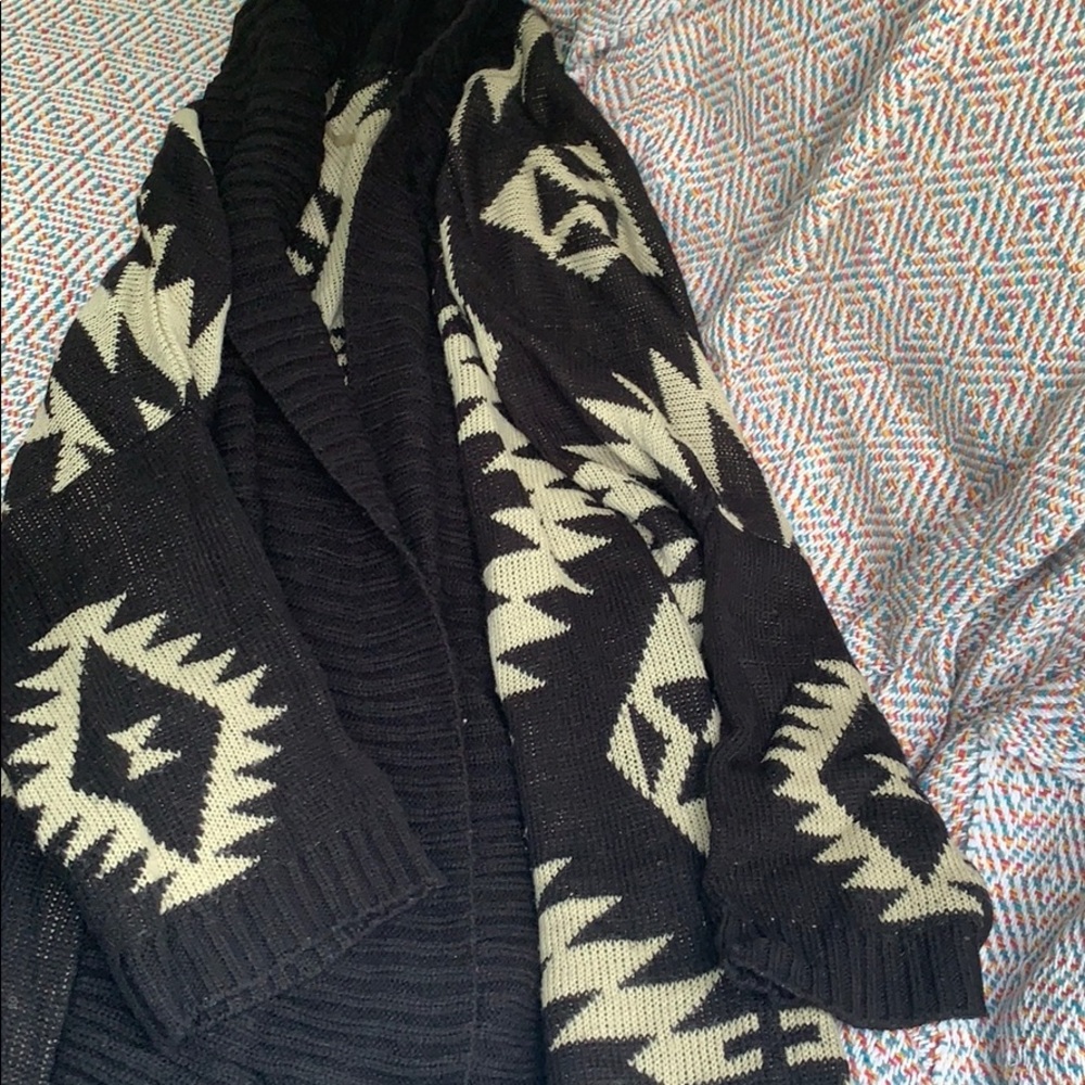 Tribal pattern cardigan/sweater